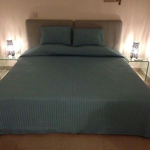 Vega Apartments